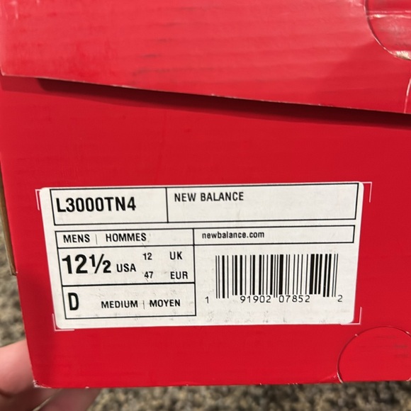 *BRAND NEW* Men’s Baseball Cleats - Picture 8 of 8